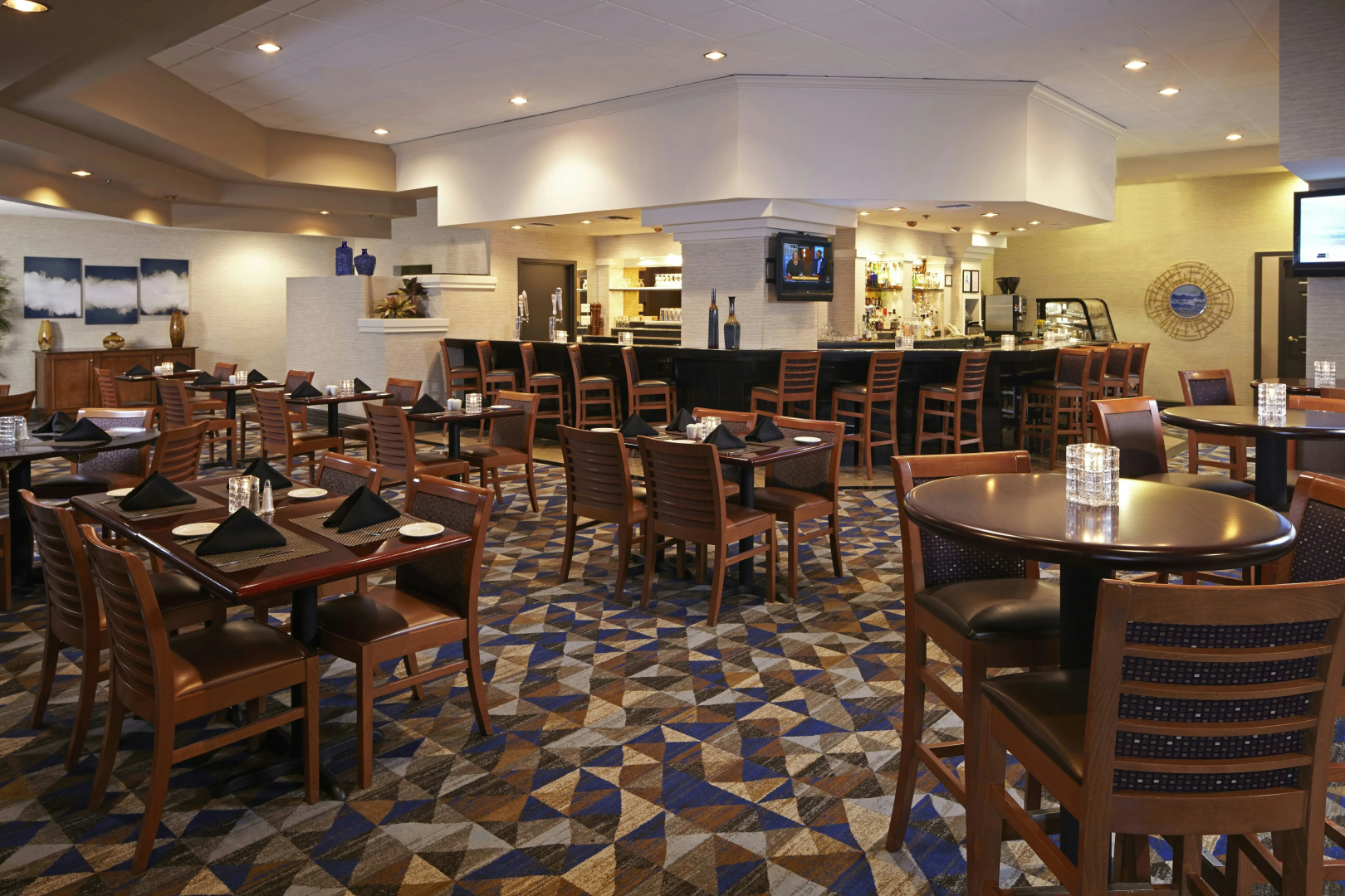 Photo - Embassy Suites by Hilton Los Angeles International Airport North