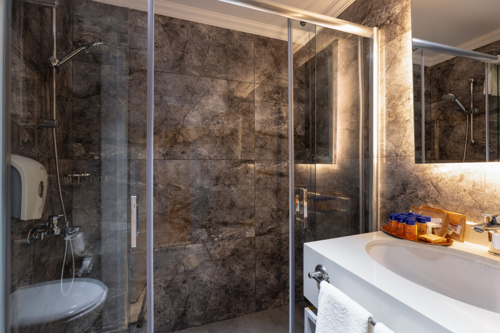 Photo - Crystal Flora Pearl Collection - Ultimate All Inclusive