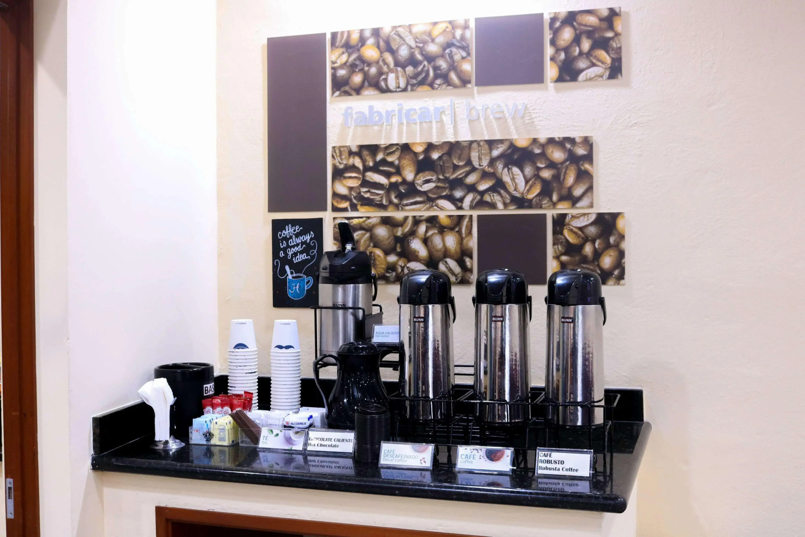 Photo - Hampton Inn Tampico Zona Dorada