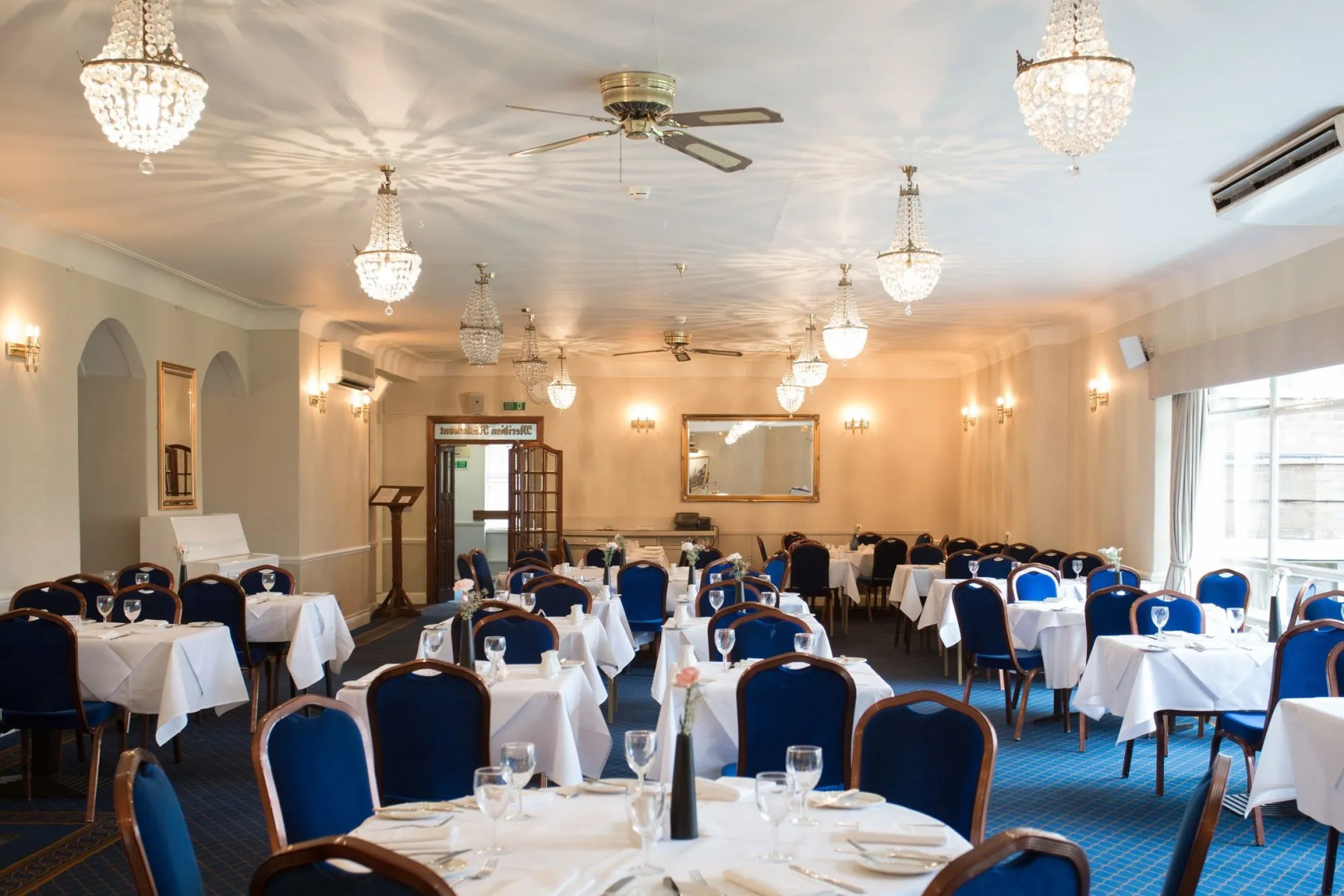 Photo - The Clarendon Hotel