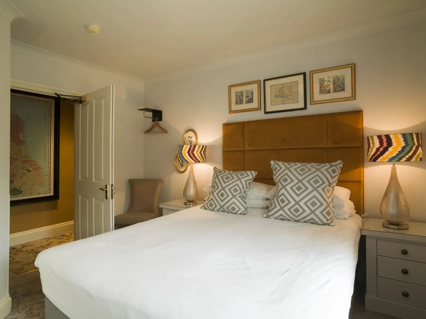 Foto - The Bird, Bath