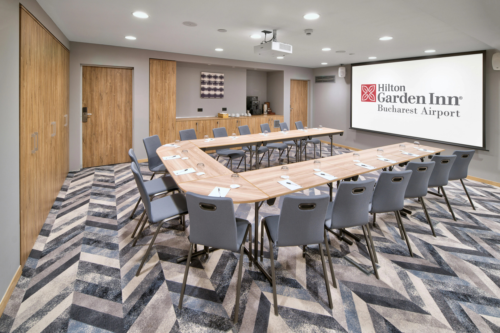 Photo - Hilton Garden Inn Bucharest Airport