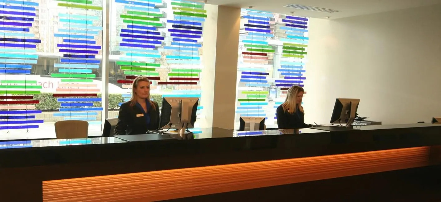 Foto - Century Plaza Hotel