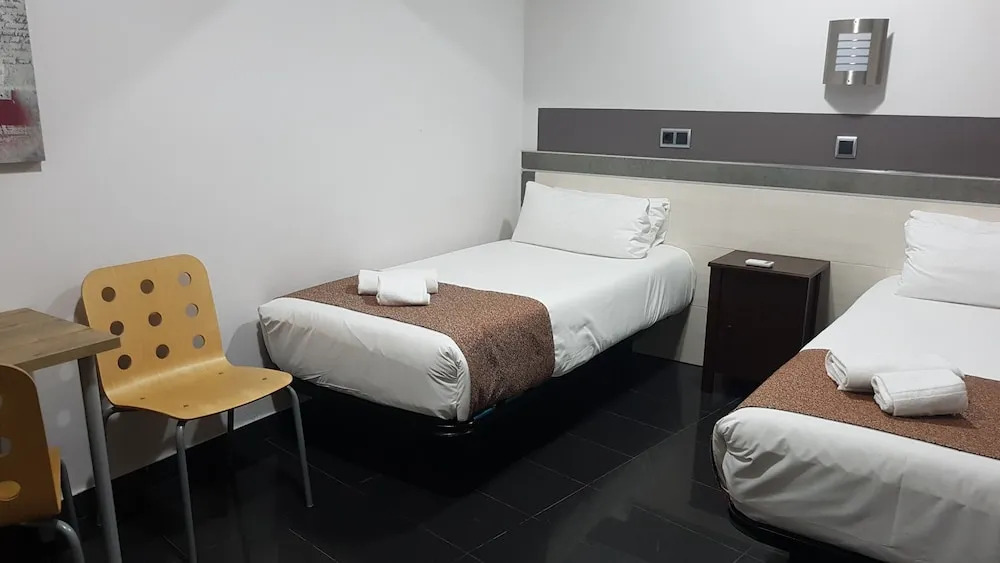 Foto - Hostal Levante Barcelona