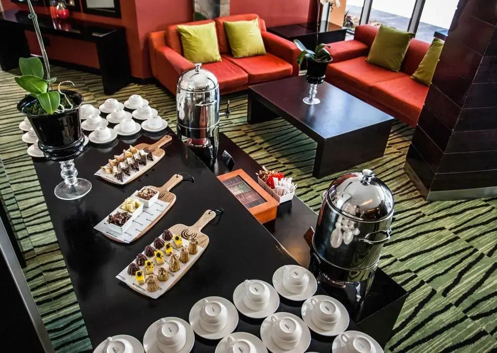 Photo - Southern Sun Newlands