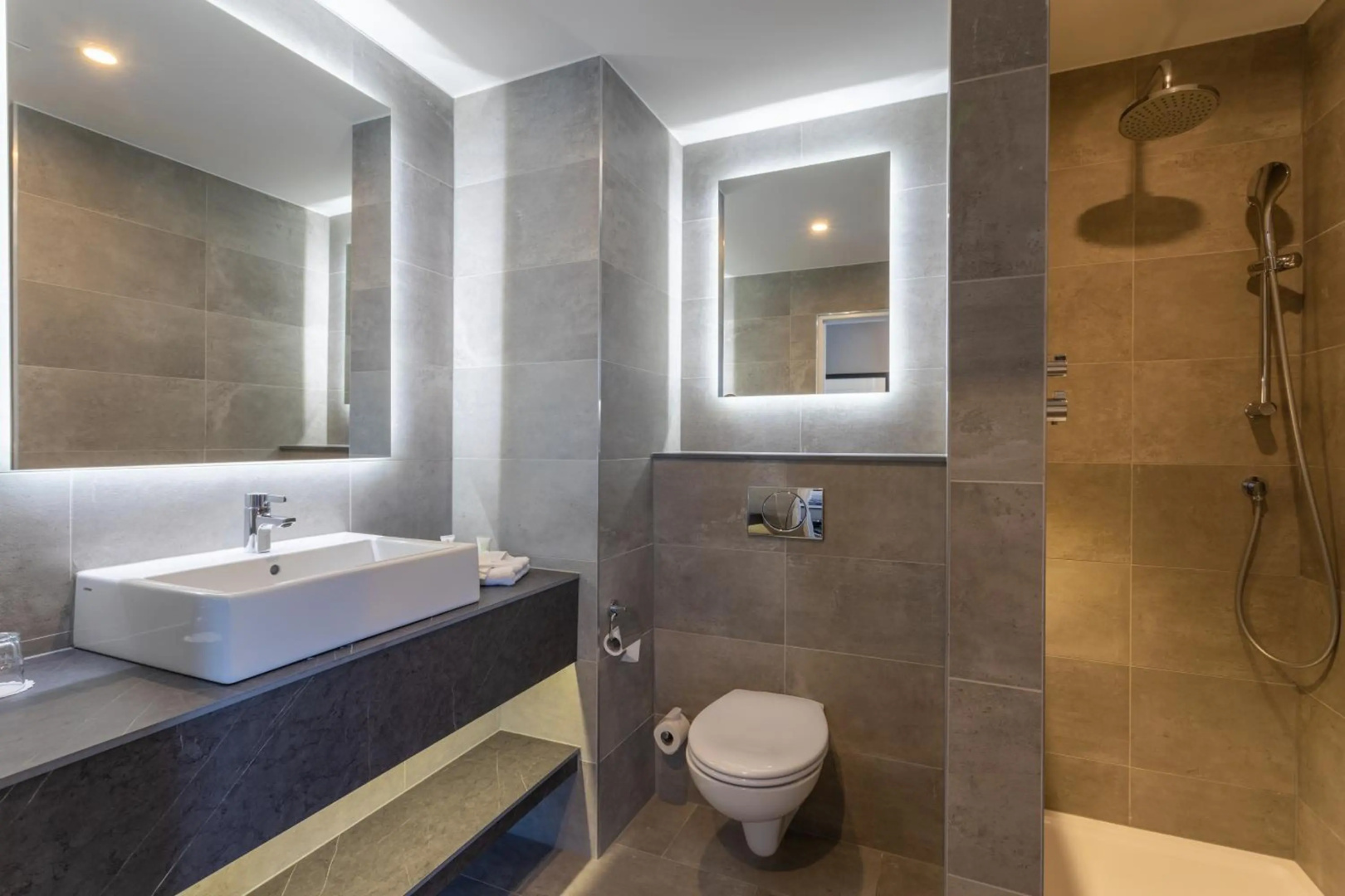 Photo - Clybaun Hotel Galway
