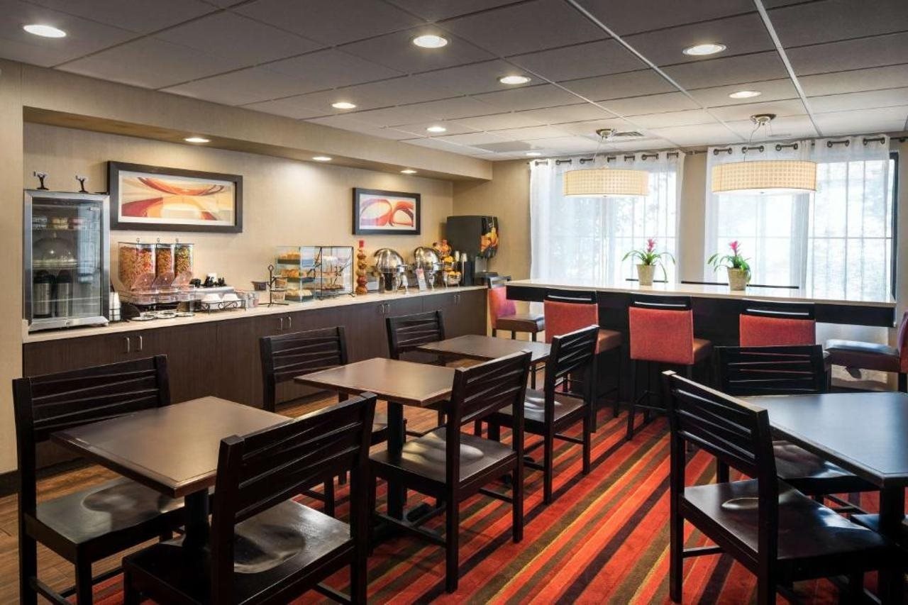 Photo - Spark by Hilton Denver International Airport