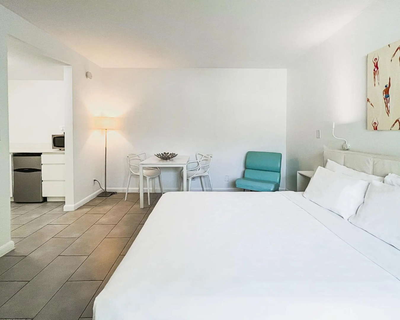 Photo - North Beach Hotel