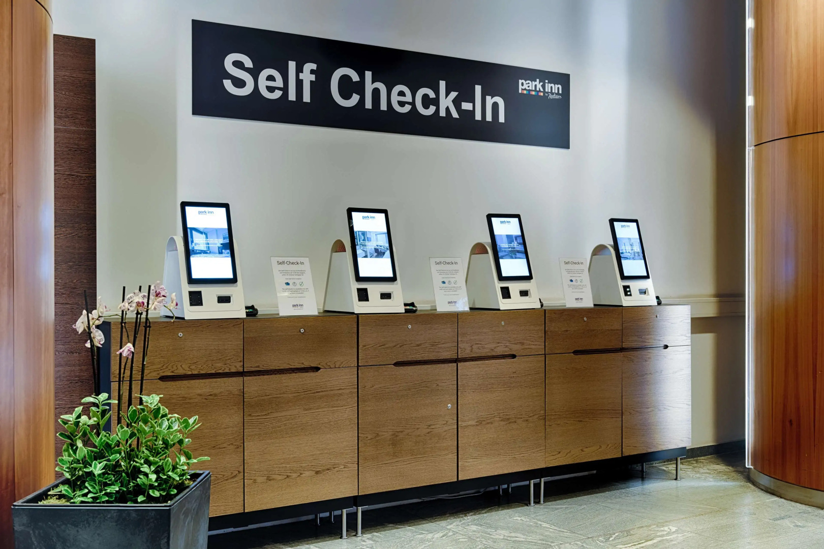 Foto - Park Inn by Radisson Berlin Alexanderplatz