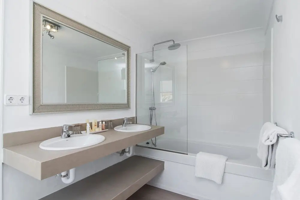 Photo - The Sea Club