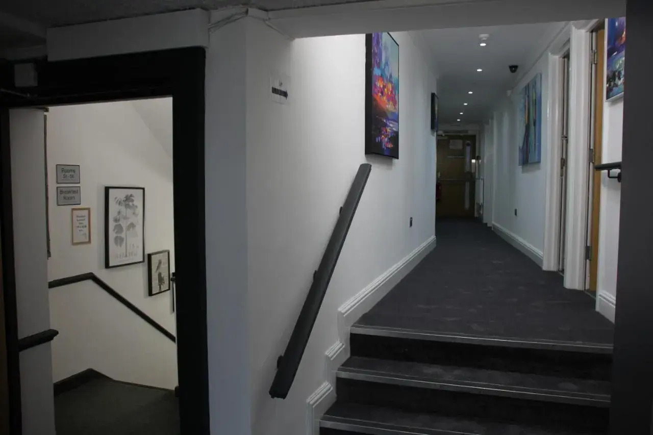 Photo - Elysee Hyde Park