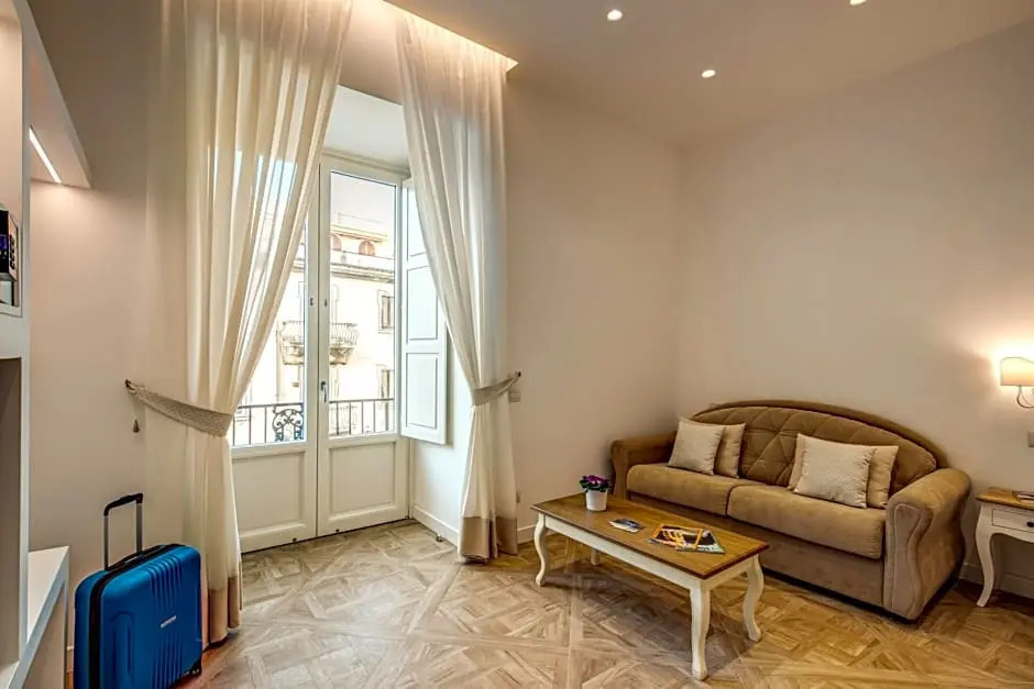 Photo - Sorrento Square Suites