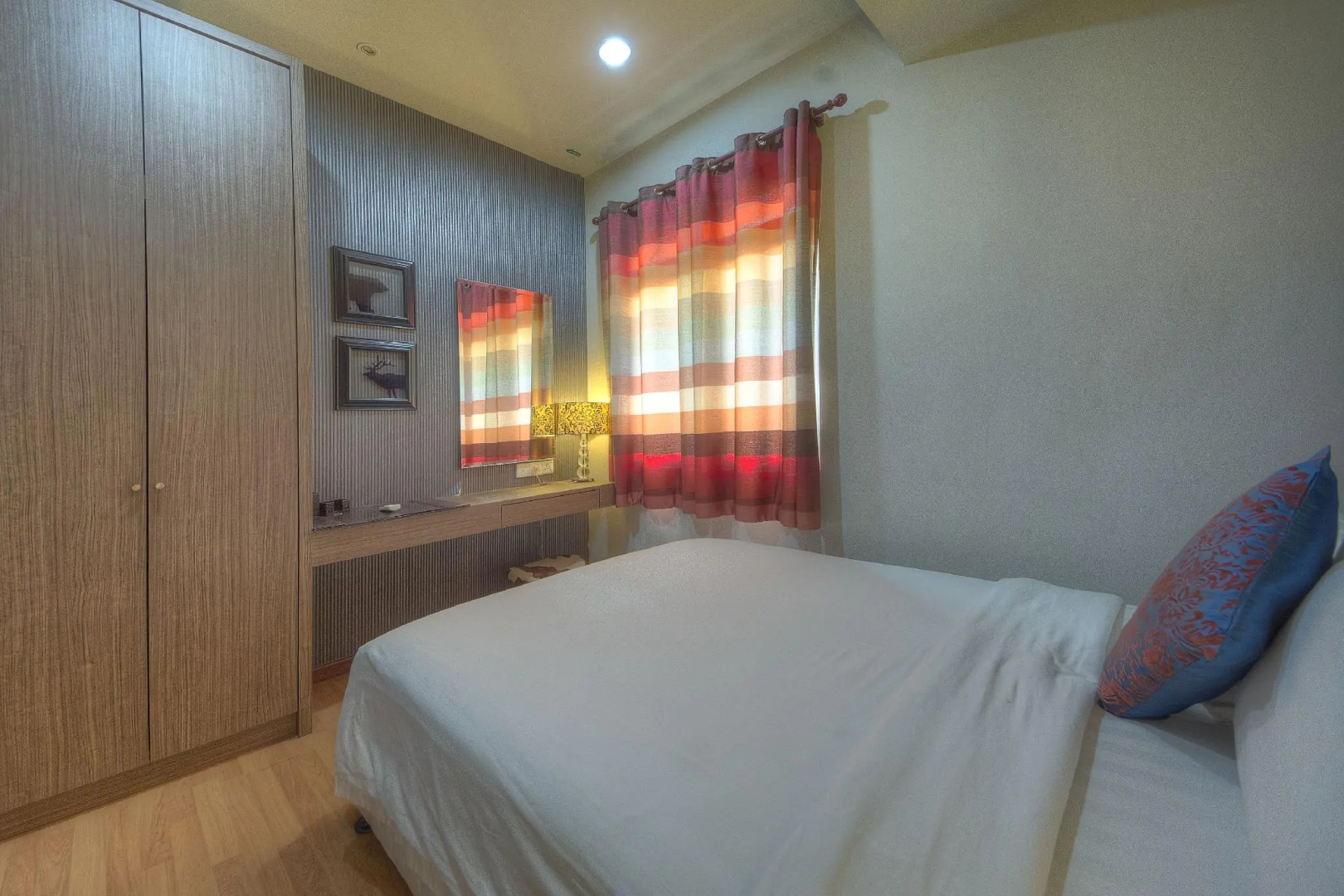Arenaa Deluxe Boutique Hotel