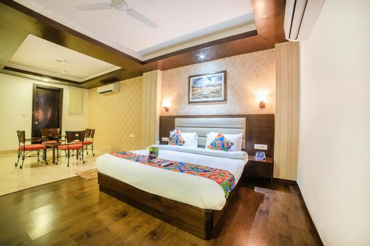 Foto - FabHotel Galaxy - Nr Patel Nagar Metro