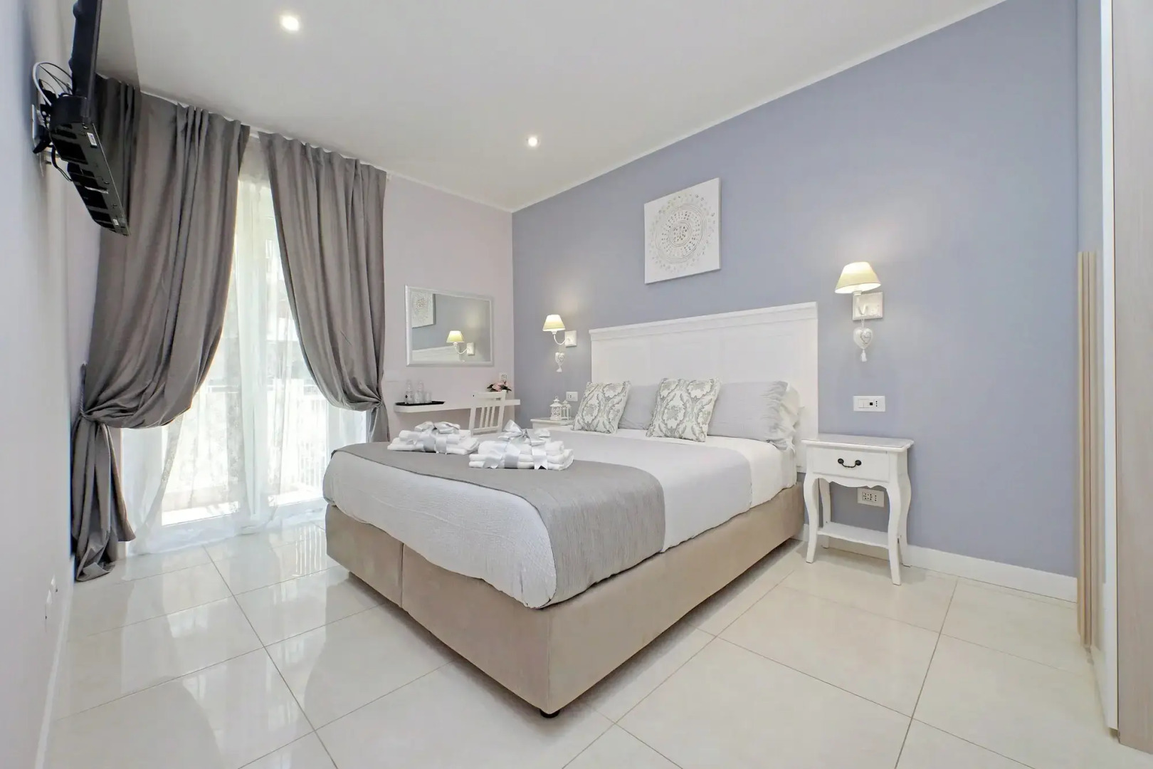 Foto - Roman Holiday Charming