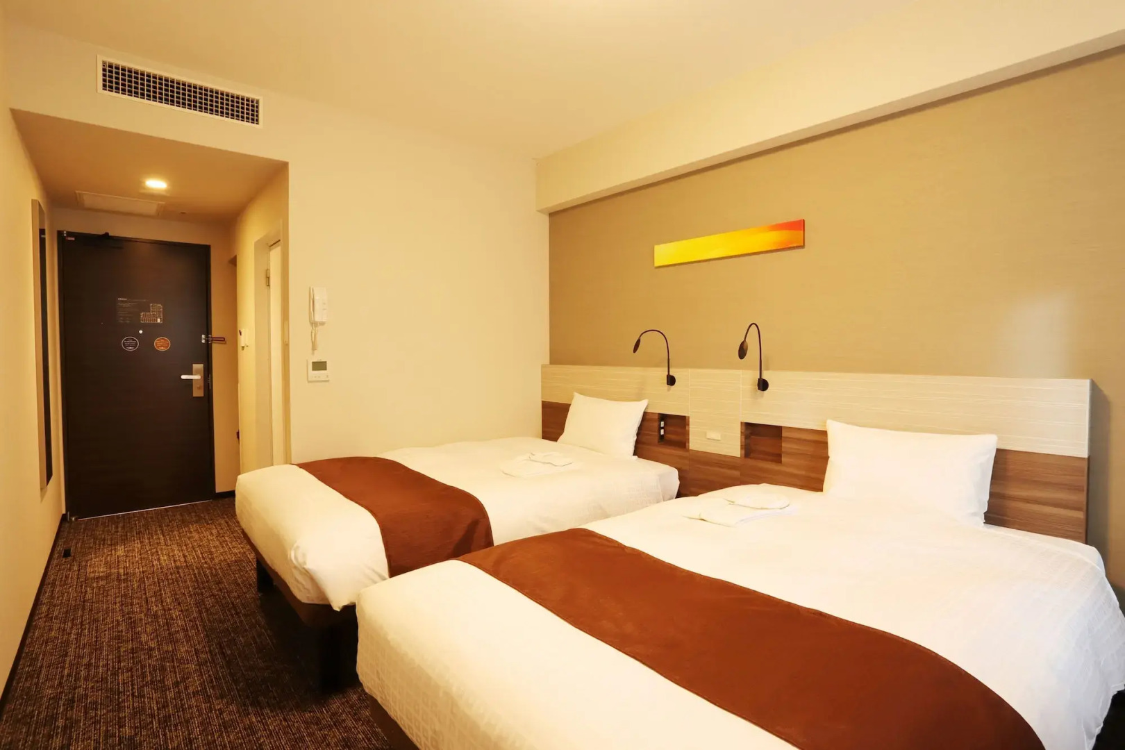 Photo - Smile Hotel Premium Osaka Hommachi