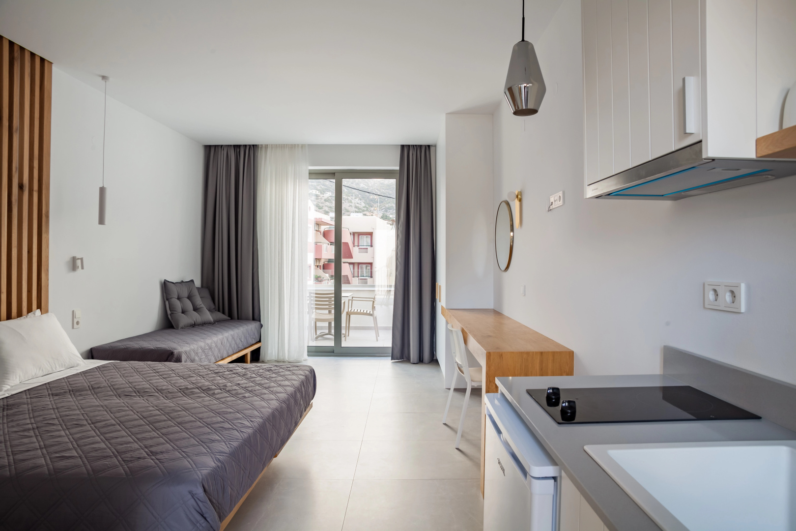 Photo - Melissa Apartments, Studios & Suites