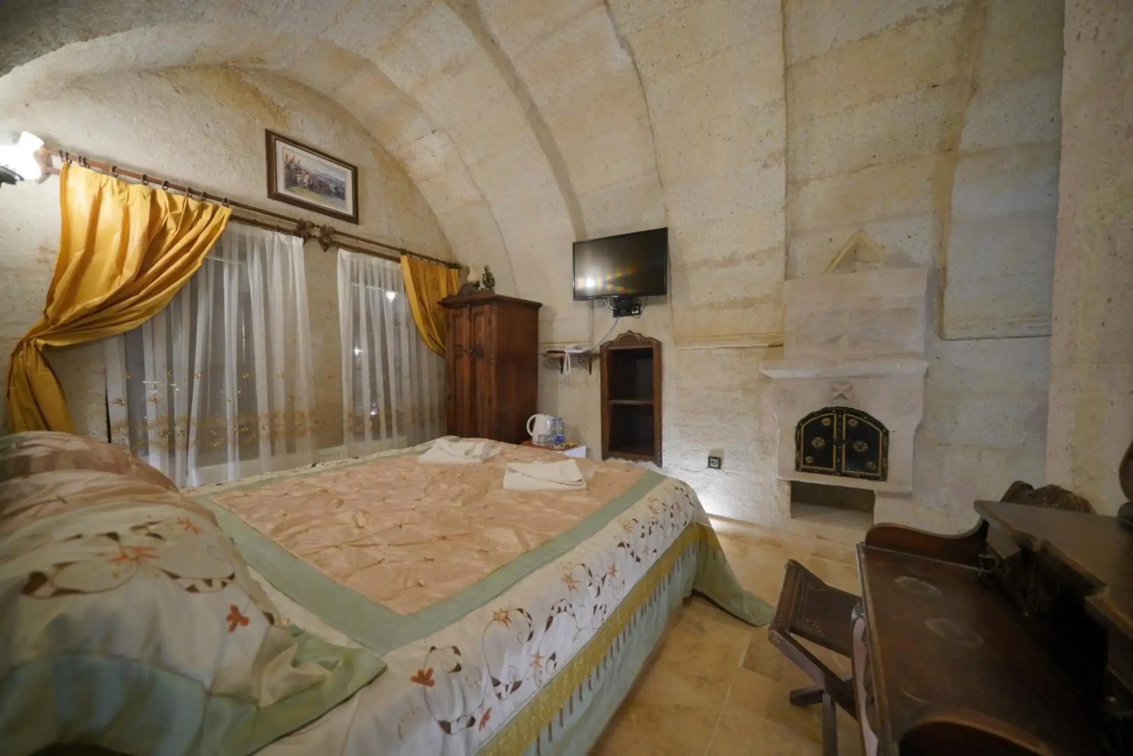 Photo - Travel Inn Cave Hotel