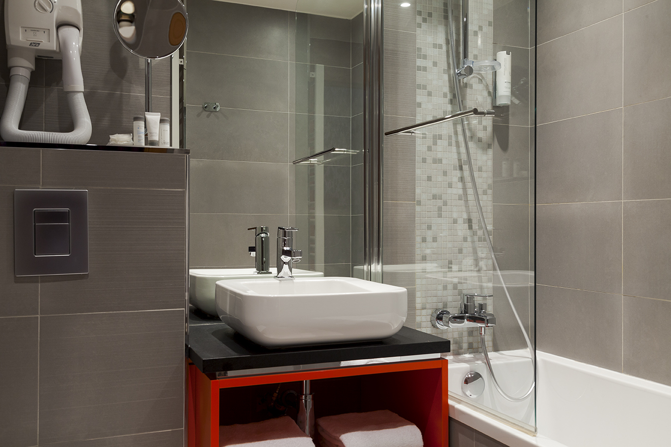 Foto - Timhotel Opéra Blanche Fontaine