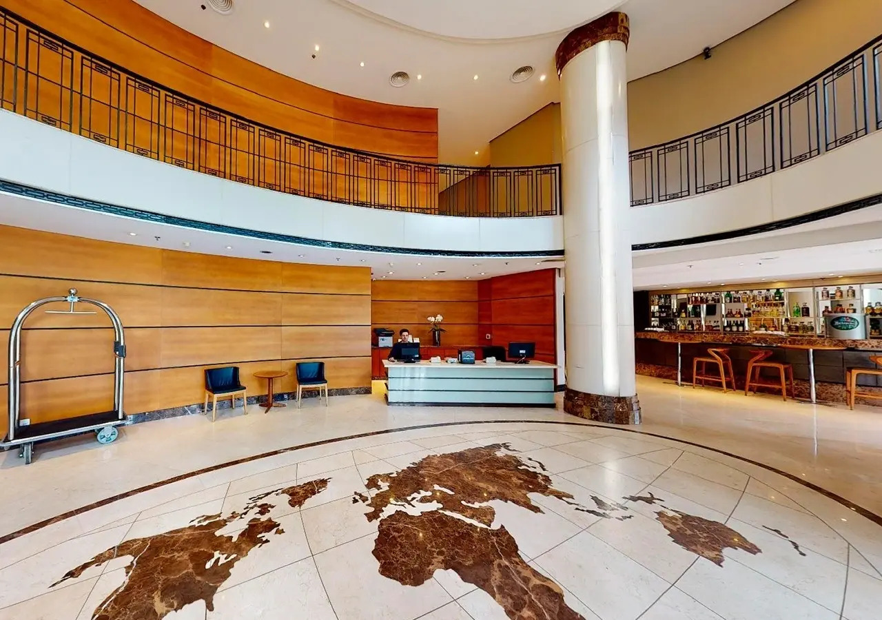 Foto - Estanplaza Funchal Faria Lima