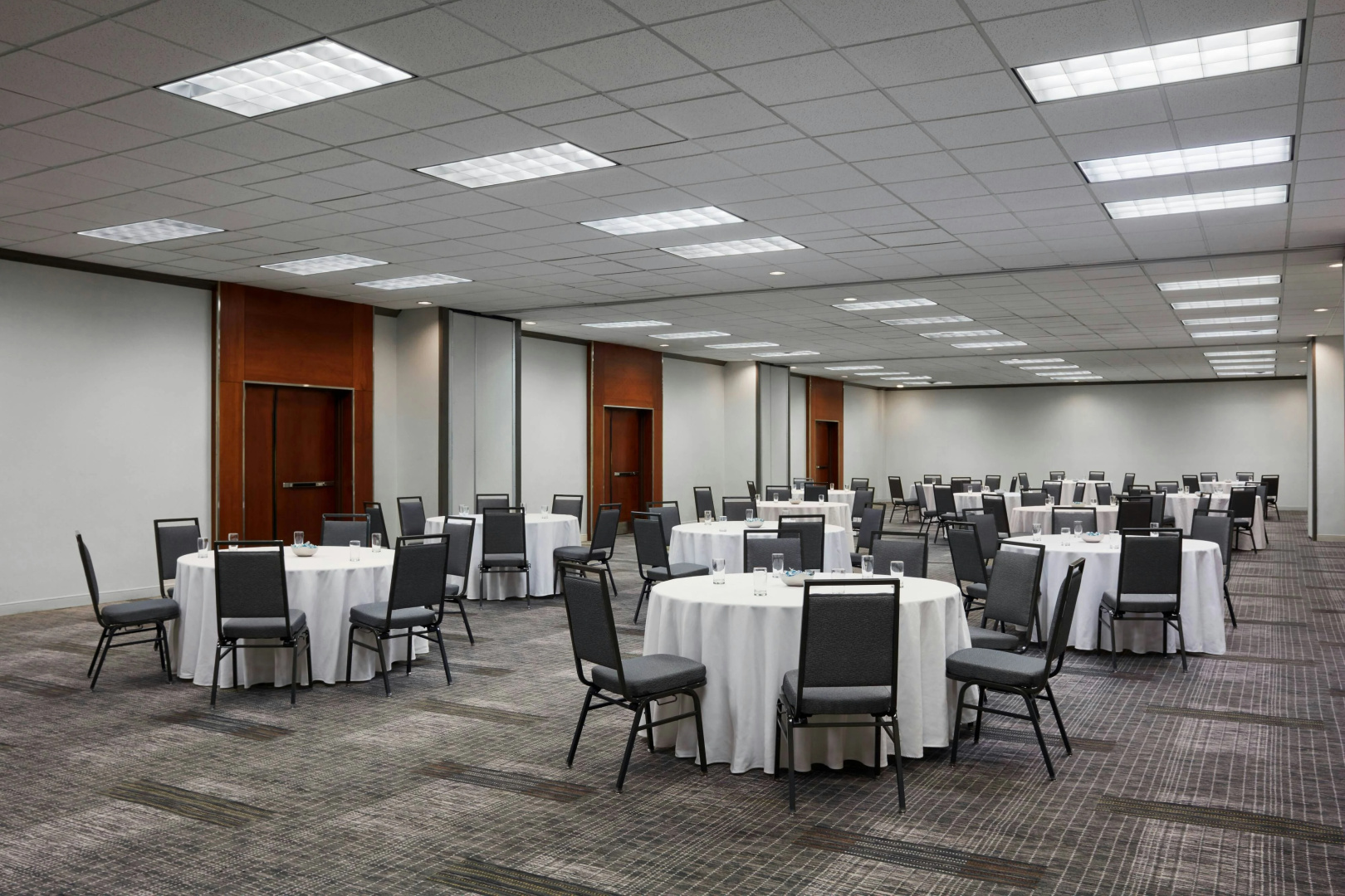 Photo - Delta Hotels by Marriott Ottawa City Centre