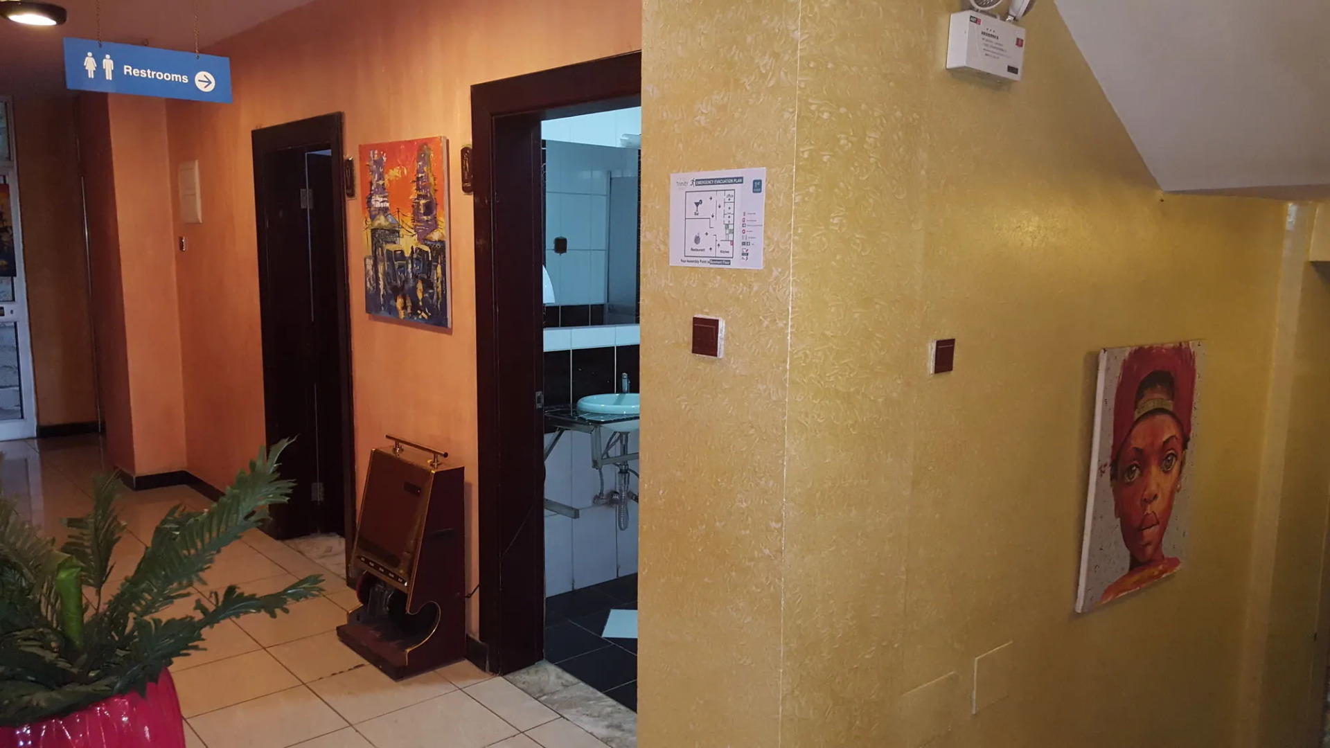 Photo - Trinity Hotel