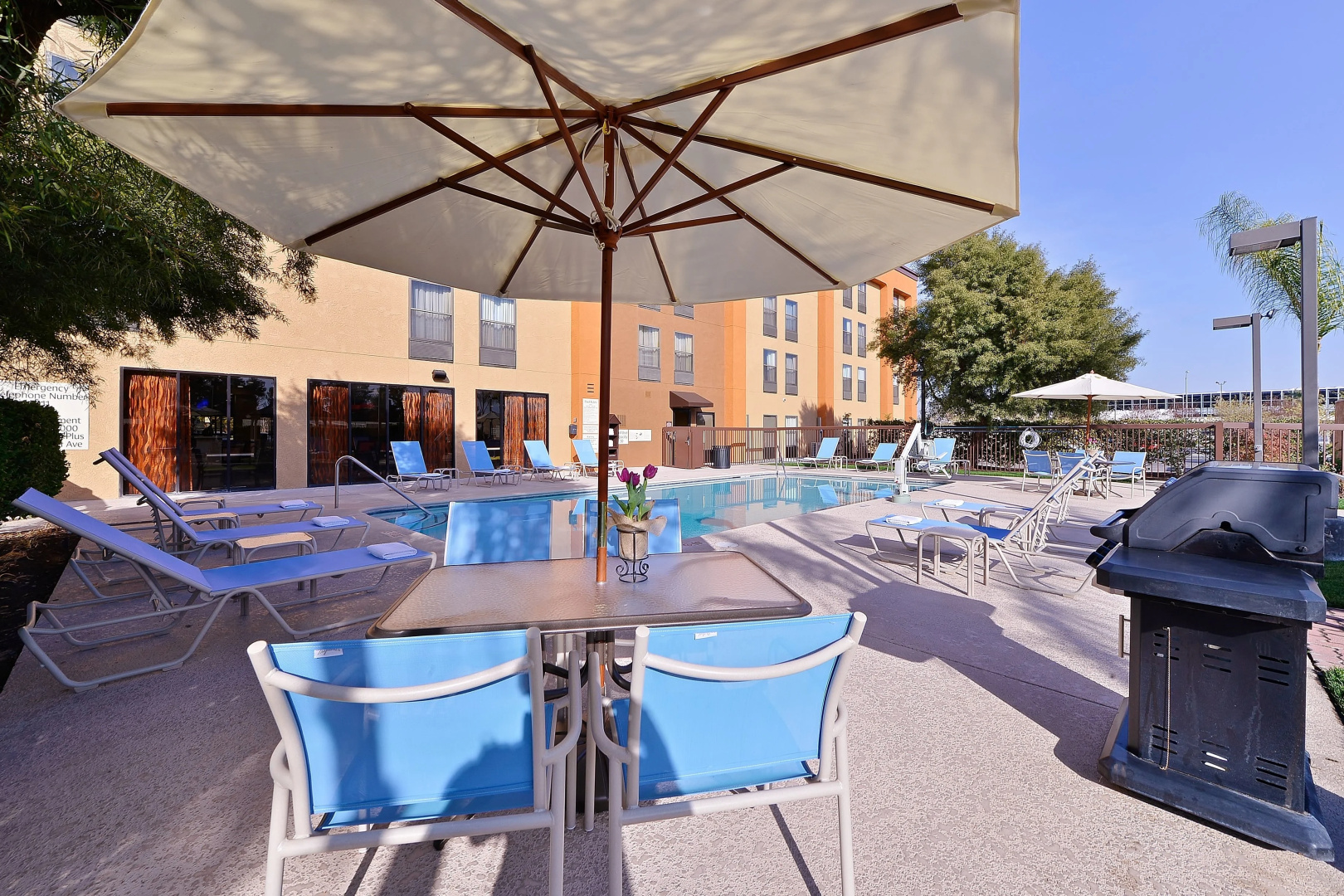 Photo - Best Western Plus Fresno Airport Hotel