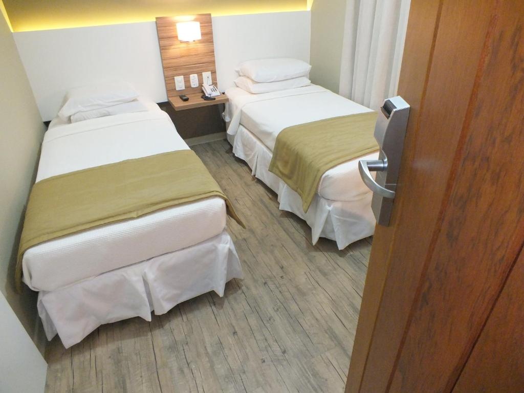 JB Palace Hotel