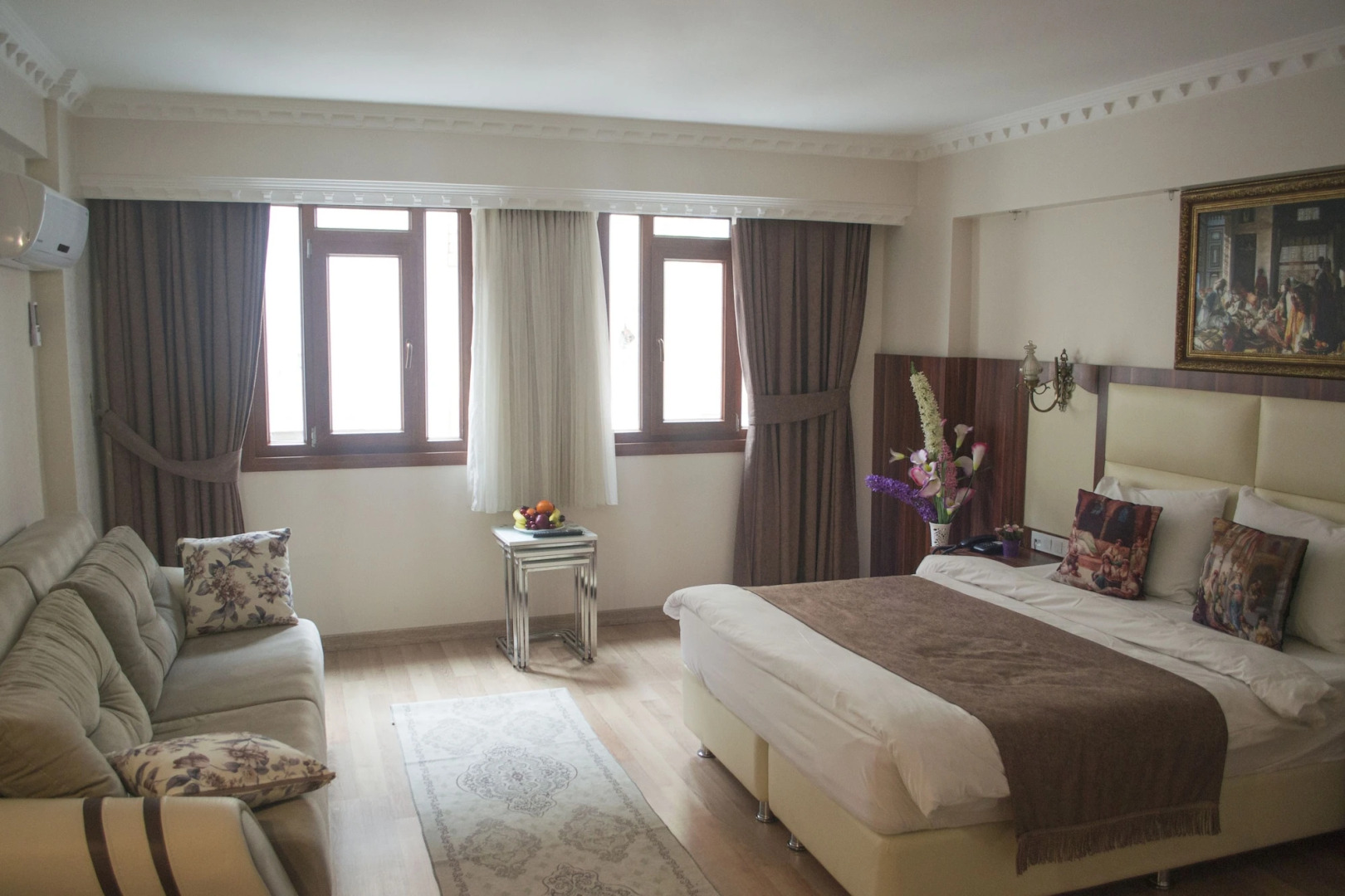 Photo - Peradise Hotel