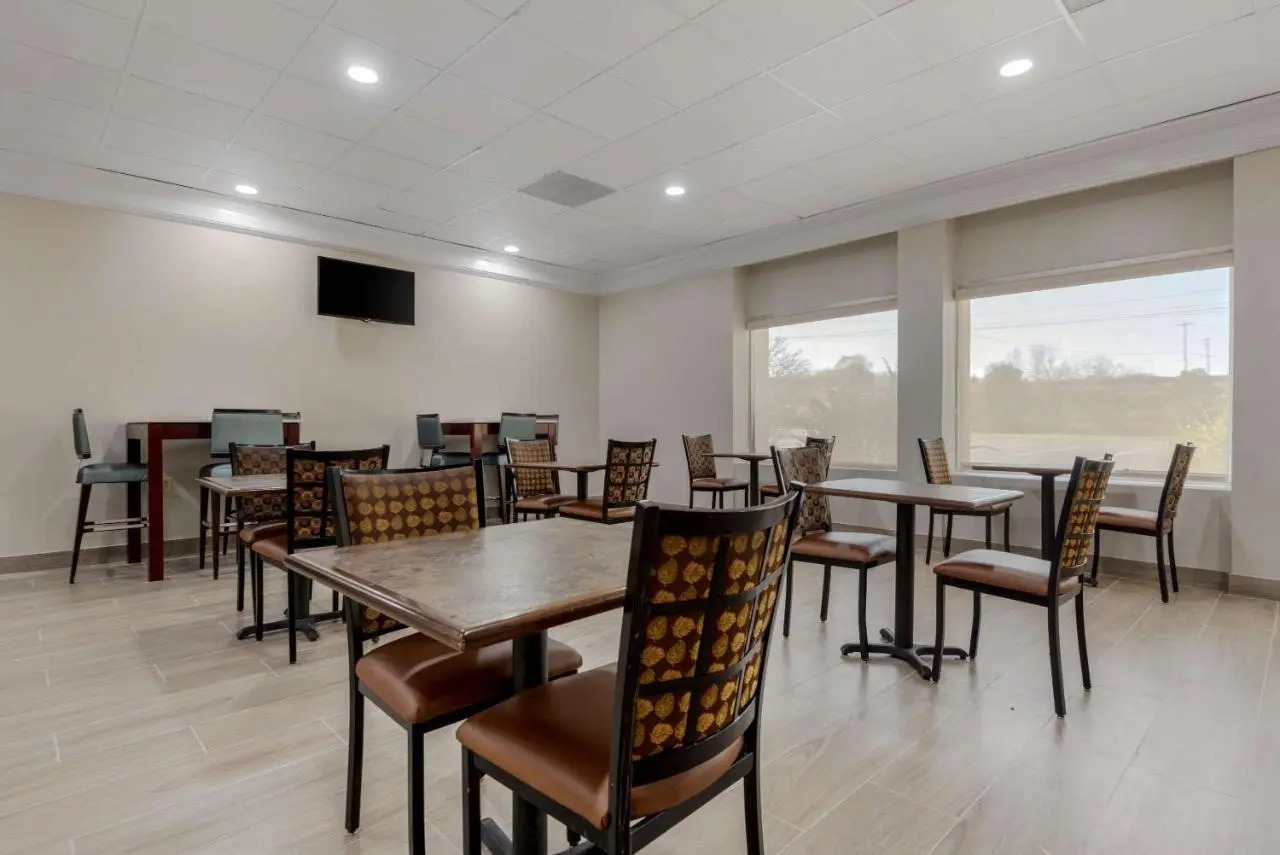 Photo - Quality Inn & Suites New Hartford - Utica