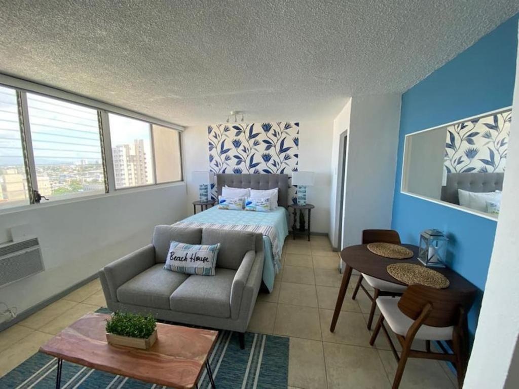 KASA Bella Vista Condado Apartment for 2