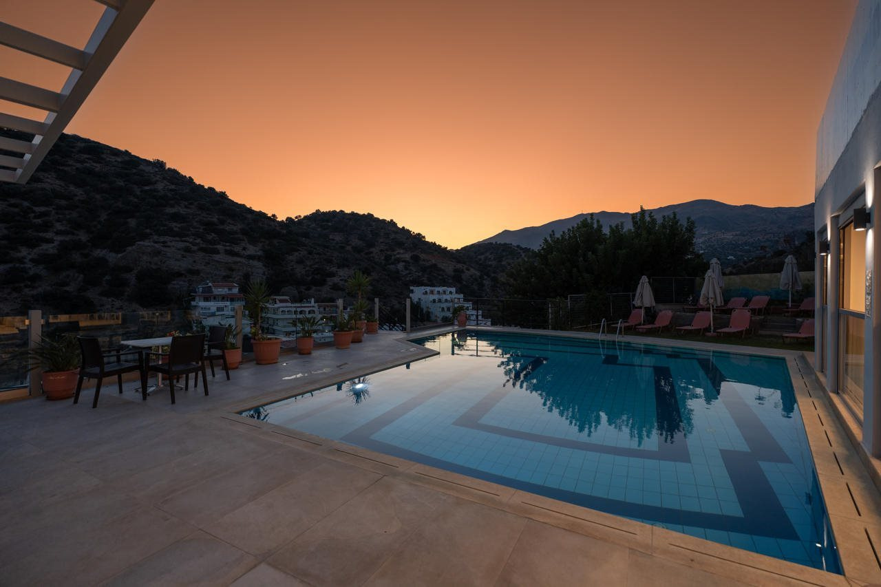 Photo - Petra Hotel