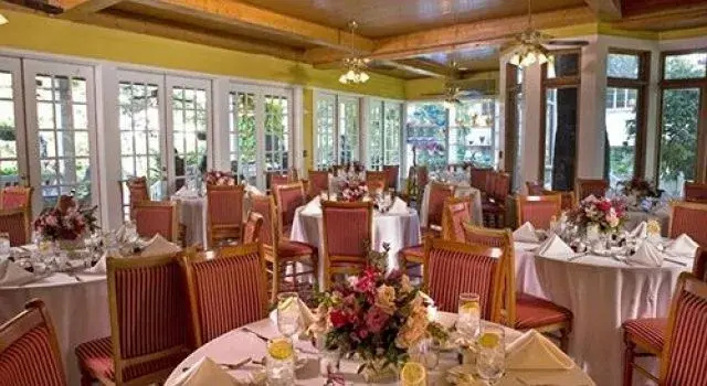 Photo - Wellborn Hotel Downtown