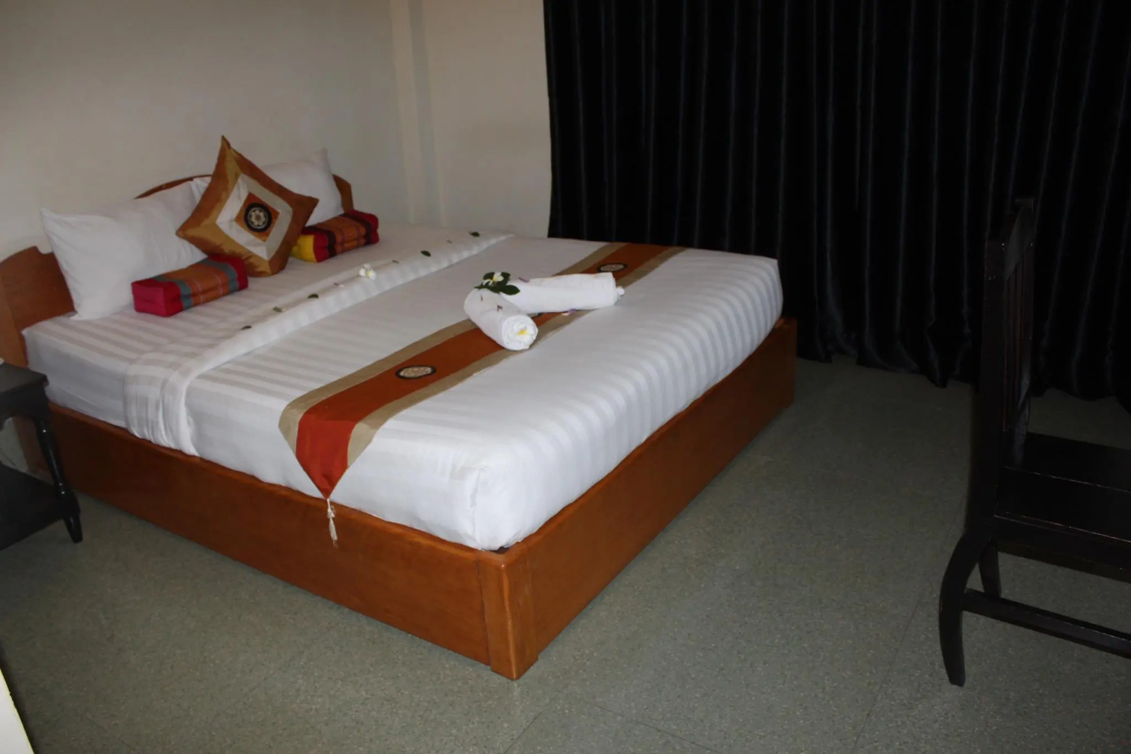 Photo - Central Night Hotel