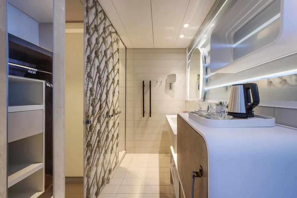 Photo - Port Tower by Isrotel Design