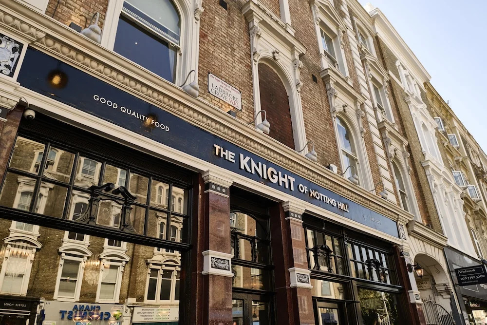 Photo - The Knight Of Nottinghill