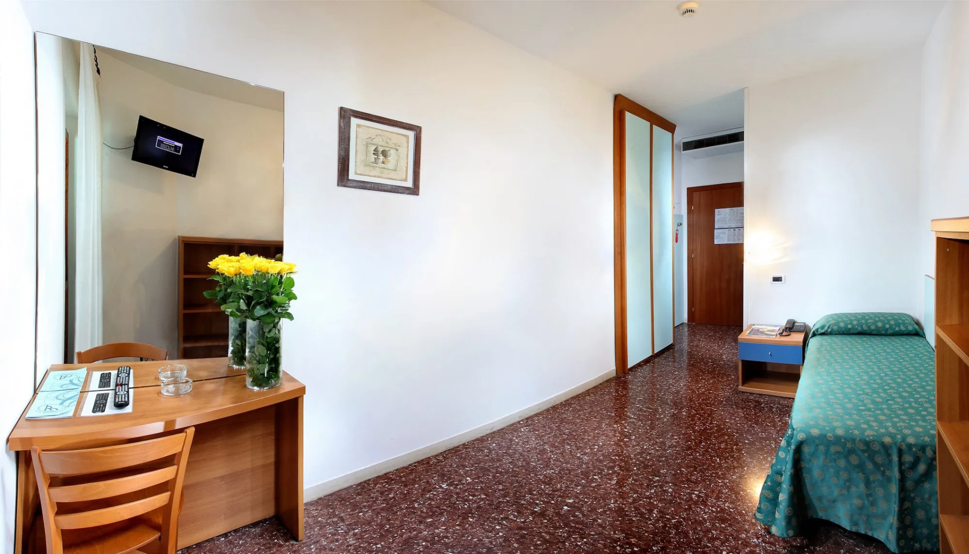 Photo - Hotel Mediterraneo