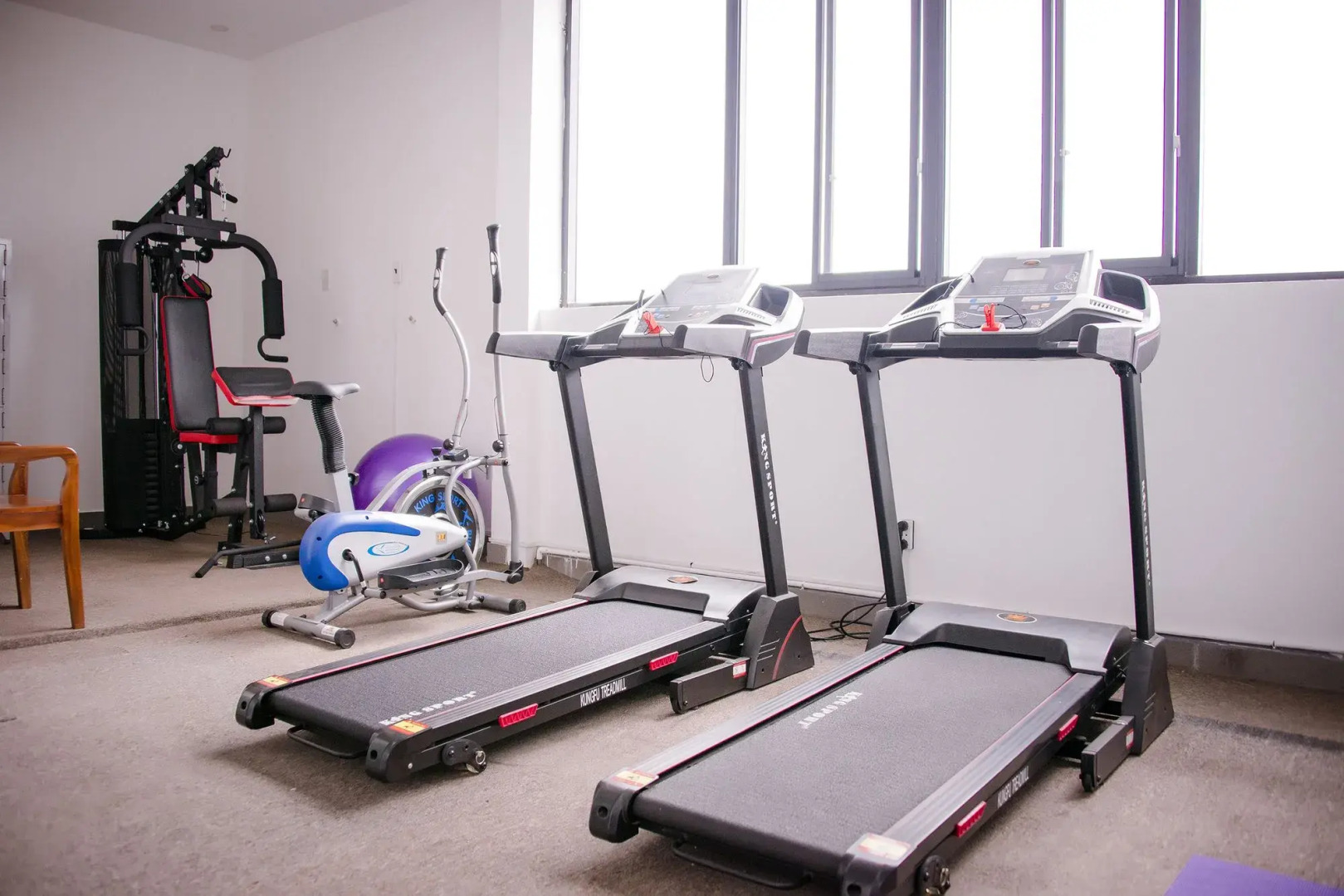 Foto - Airport Saigon Hotel - Gần ẩm thực đêm chợ Phạm Văn Hai