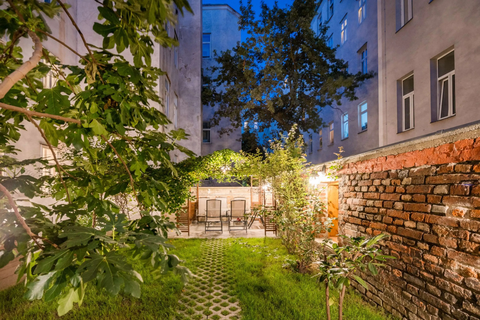 Photo - Best Western Plus Celebrity Suites