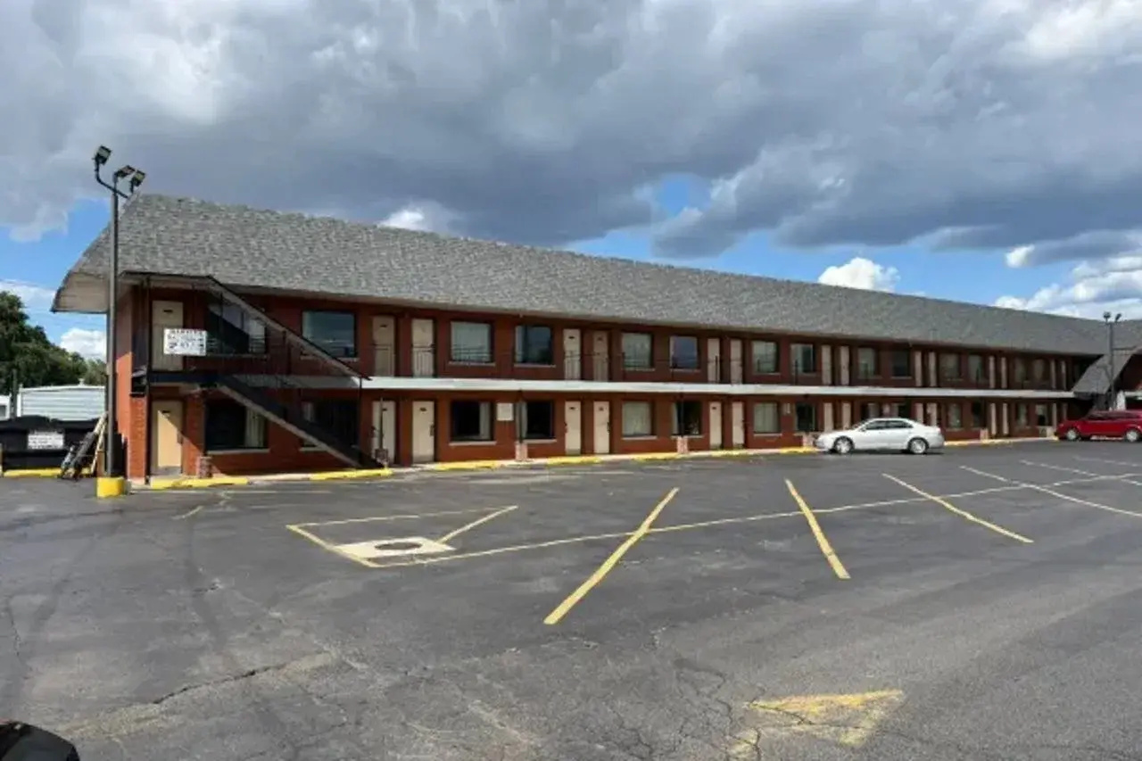 Photo - Miami Inn & Suites