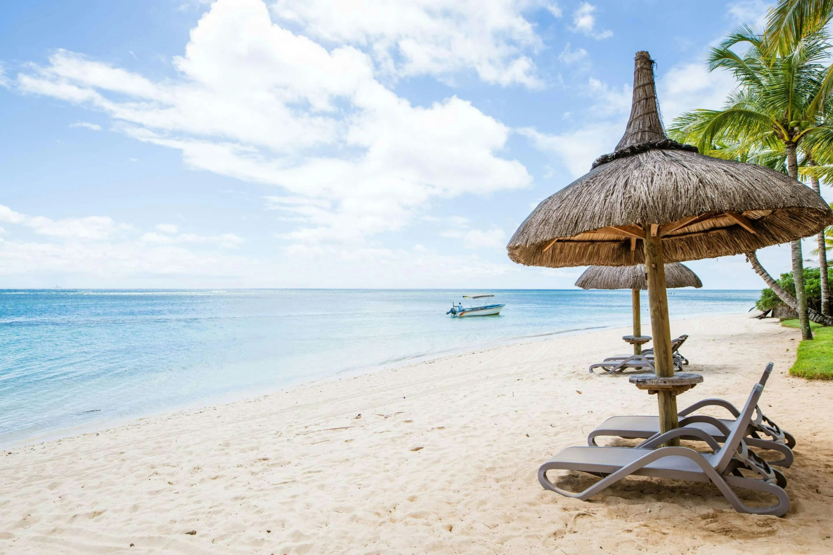 Photo - Victoria Beachcomber Resort & Spa