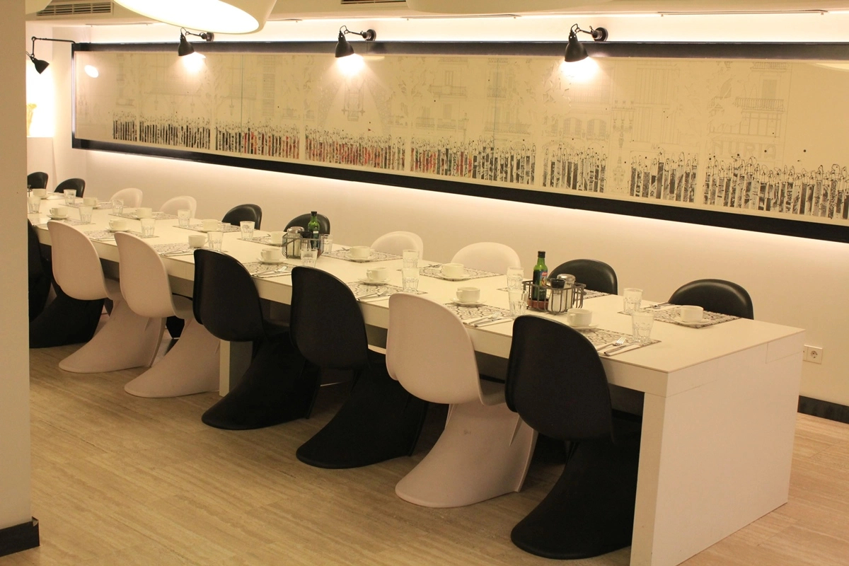 Photo - Pol & Grace Hotel