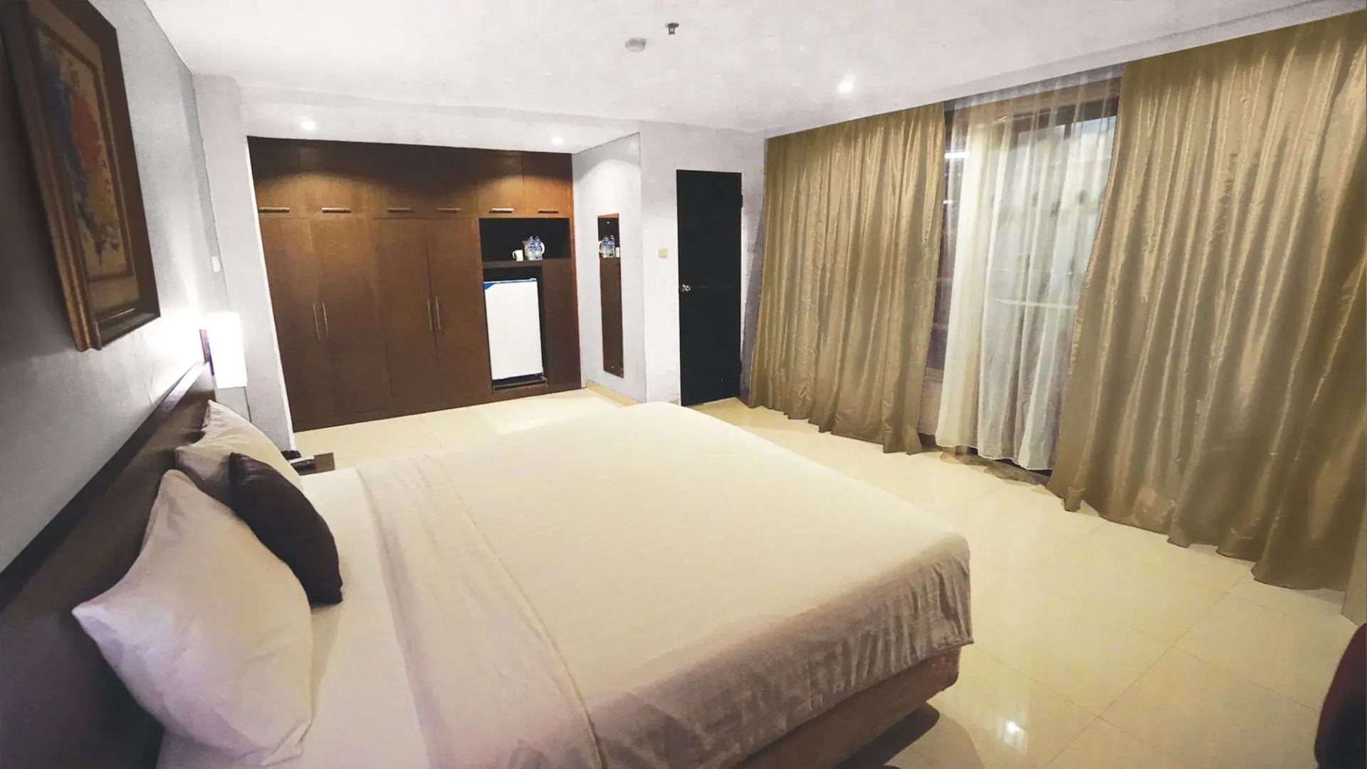 Photo - 1O1 URBAN Jakarta Thamrin
