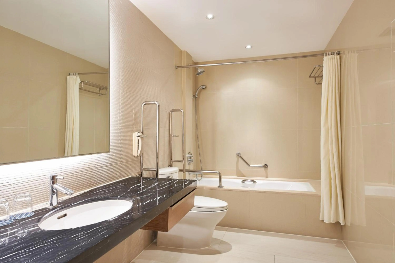 Photo - Four Points by Sheraton Shanghai, Daning