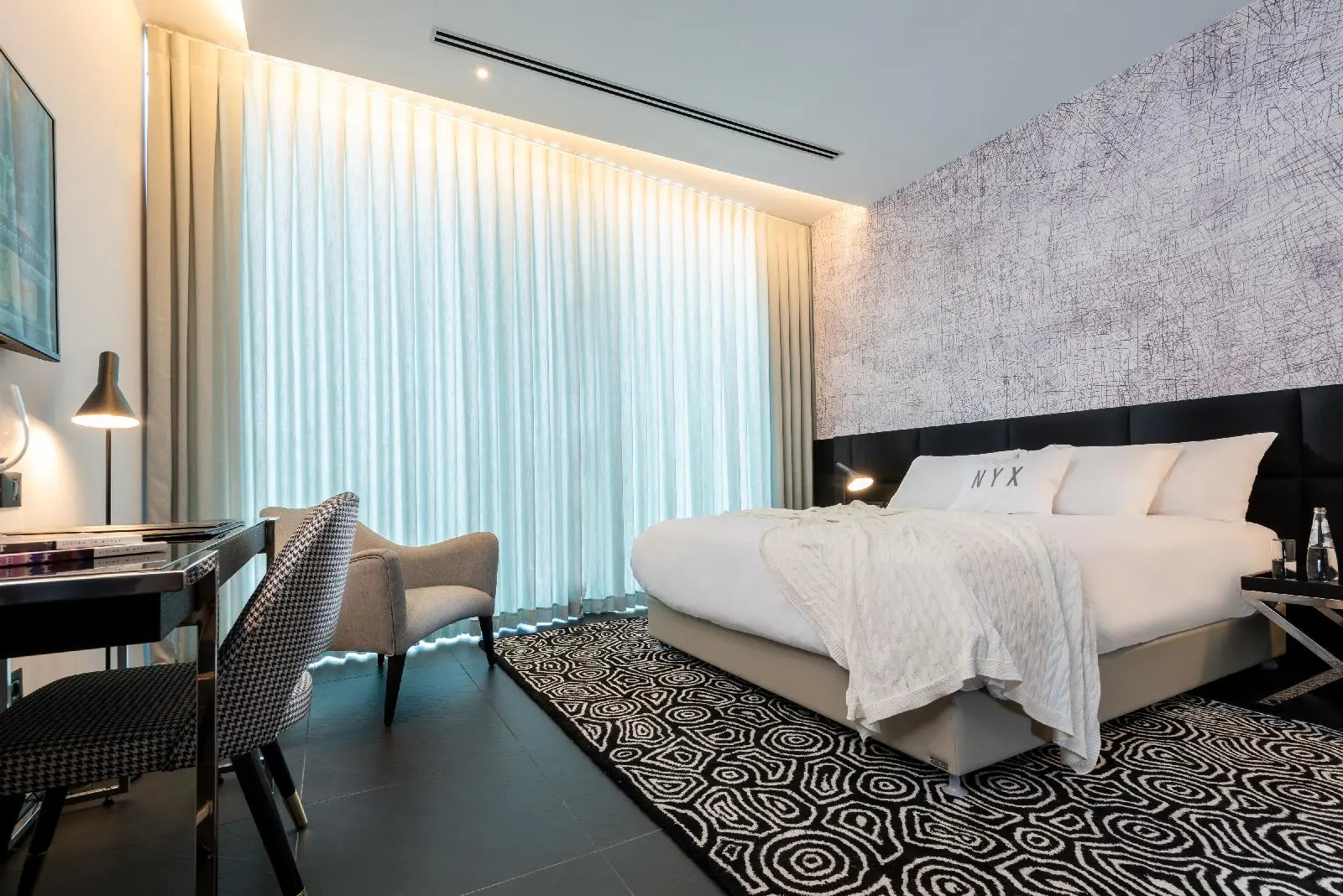 Photo - NYX Herzliya