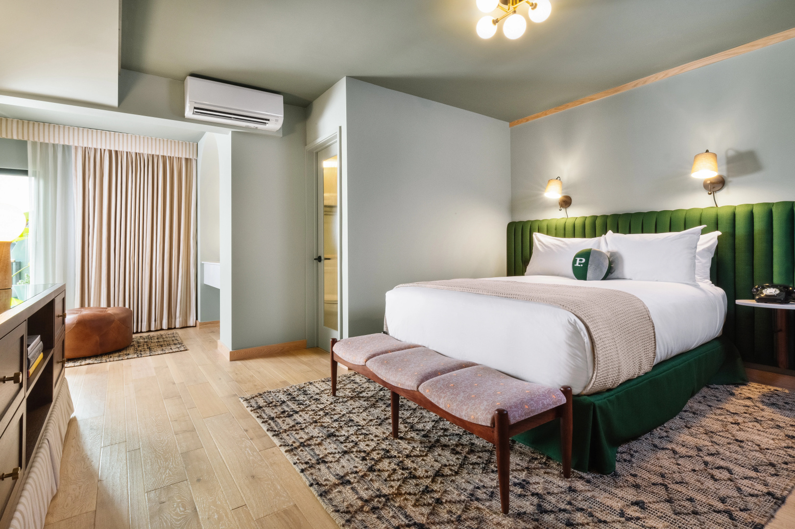 Photo - Palihotel Hollywood near Universal Studios