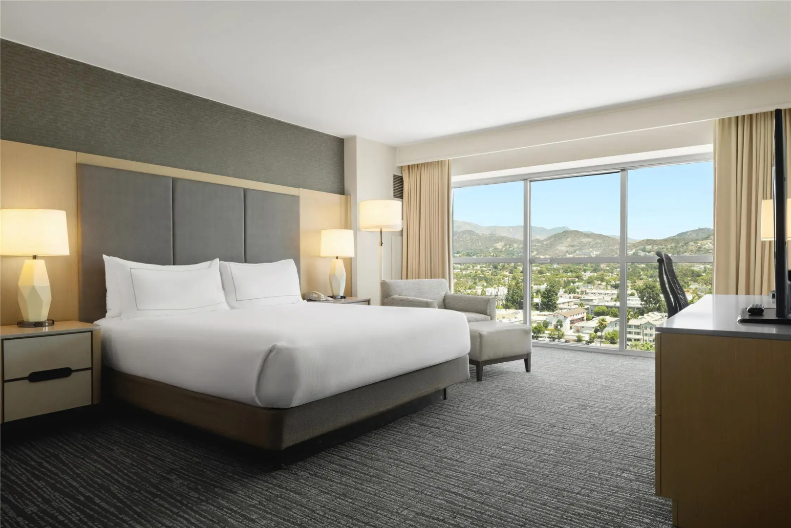 Photo - Hilton Los Angeles North/Glendale