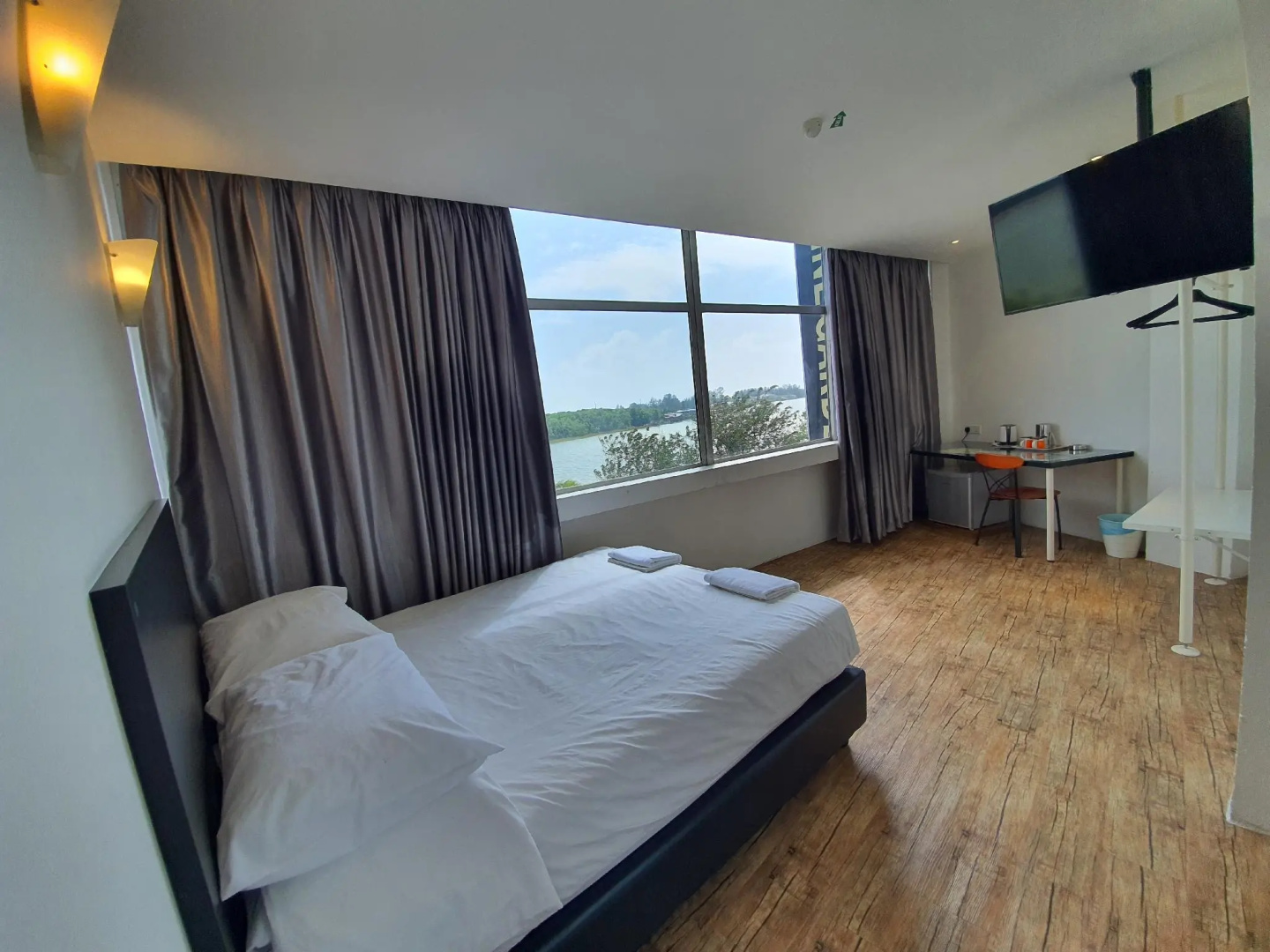 Riverine Garden Hotel