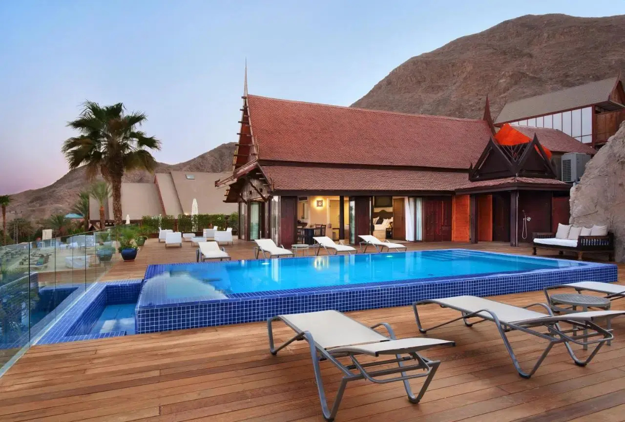 Photo - Royal Shangri-La