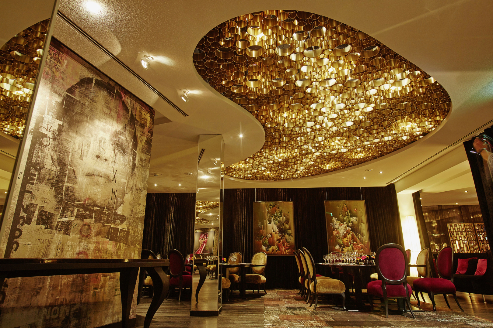 Photo - Savoy Hotel
